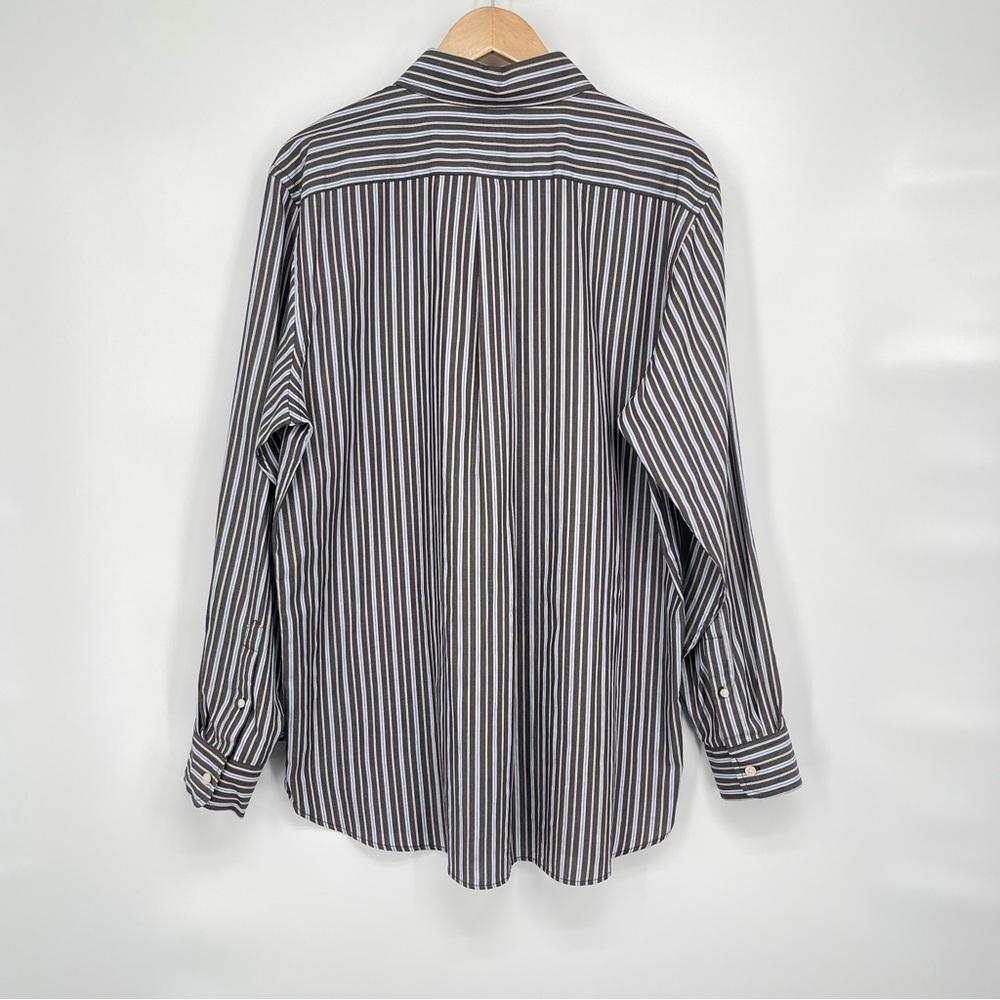 New CHAPS Button-Down Mens Large 100% Cotton Long Sleeve Grey Blue White Stripes - Picture 2 of 14